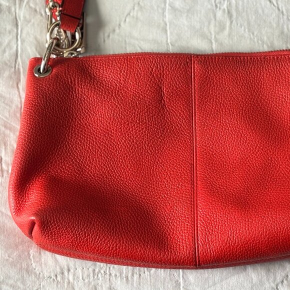 The Charly Coach Red Pebbled Leather Crossbody Shoulder Bag Embossed Carriage - Picture 9 of 10